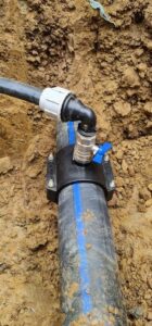 connection of sandle clump regulating valve and rainhose